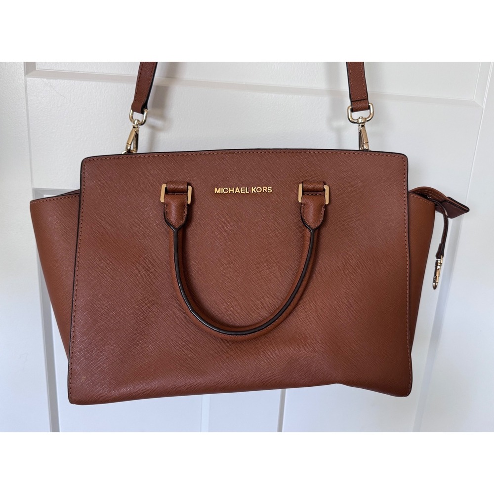 Michael Kors Selma Medium Satchel Luggage Brown Saffiano Leather Crossbody Bag